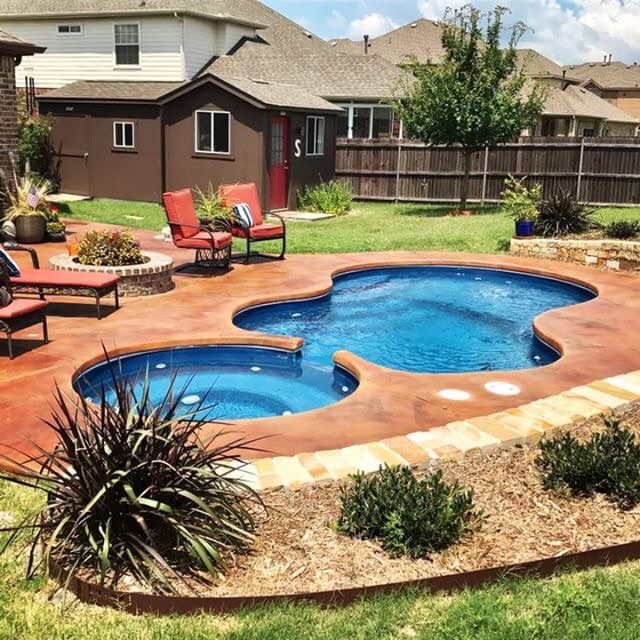 Wichita Pools - Latham Fiberglass Pools - Axiom 12 Deluxe - 3